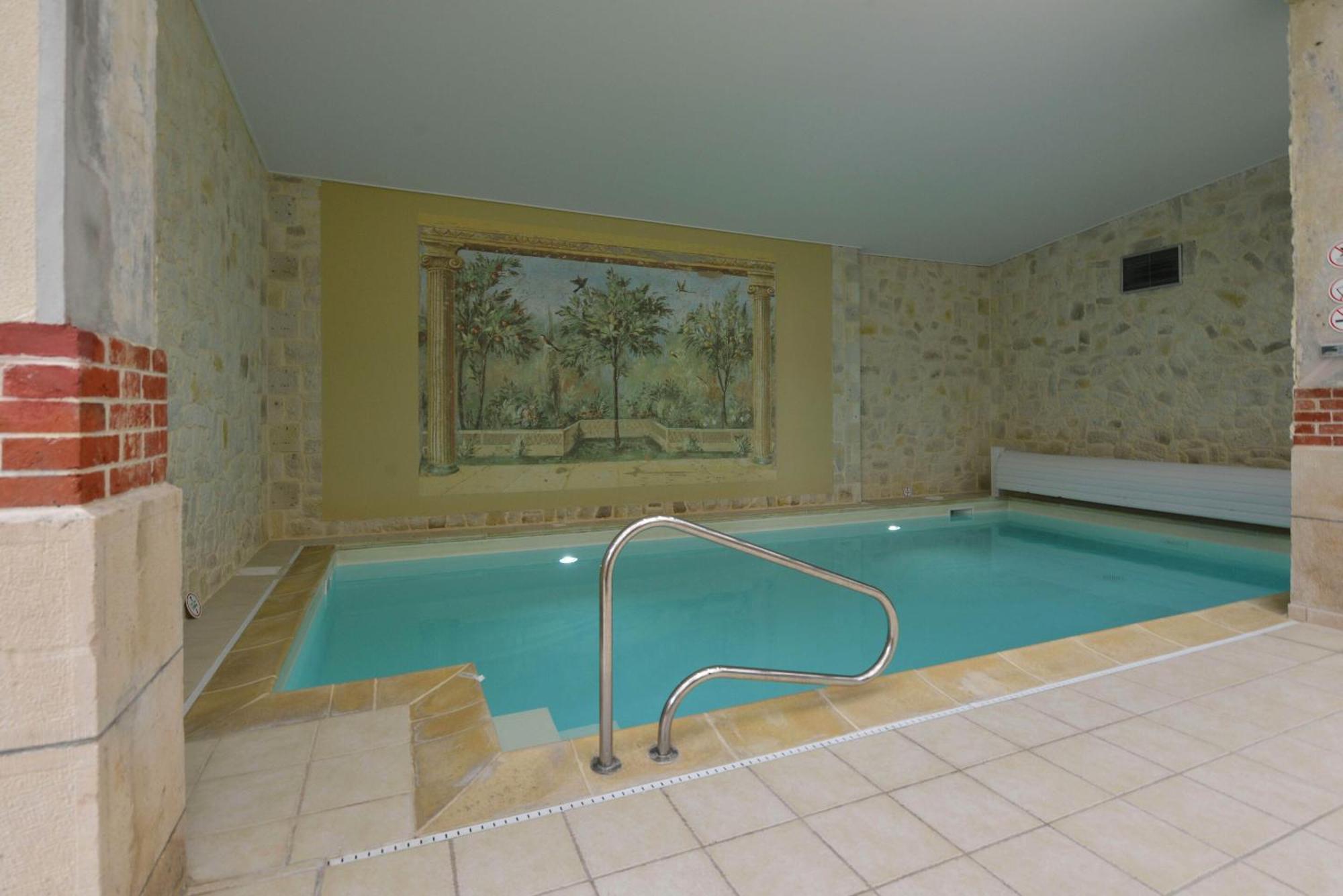 Hotel Castel Jeanson Ay-Champagne Exterior photo