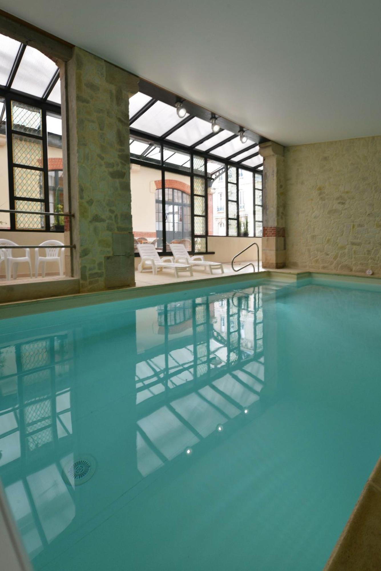 Hotel Castel Jeanson Ay-Champagne Exterior photo