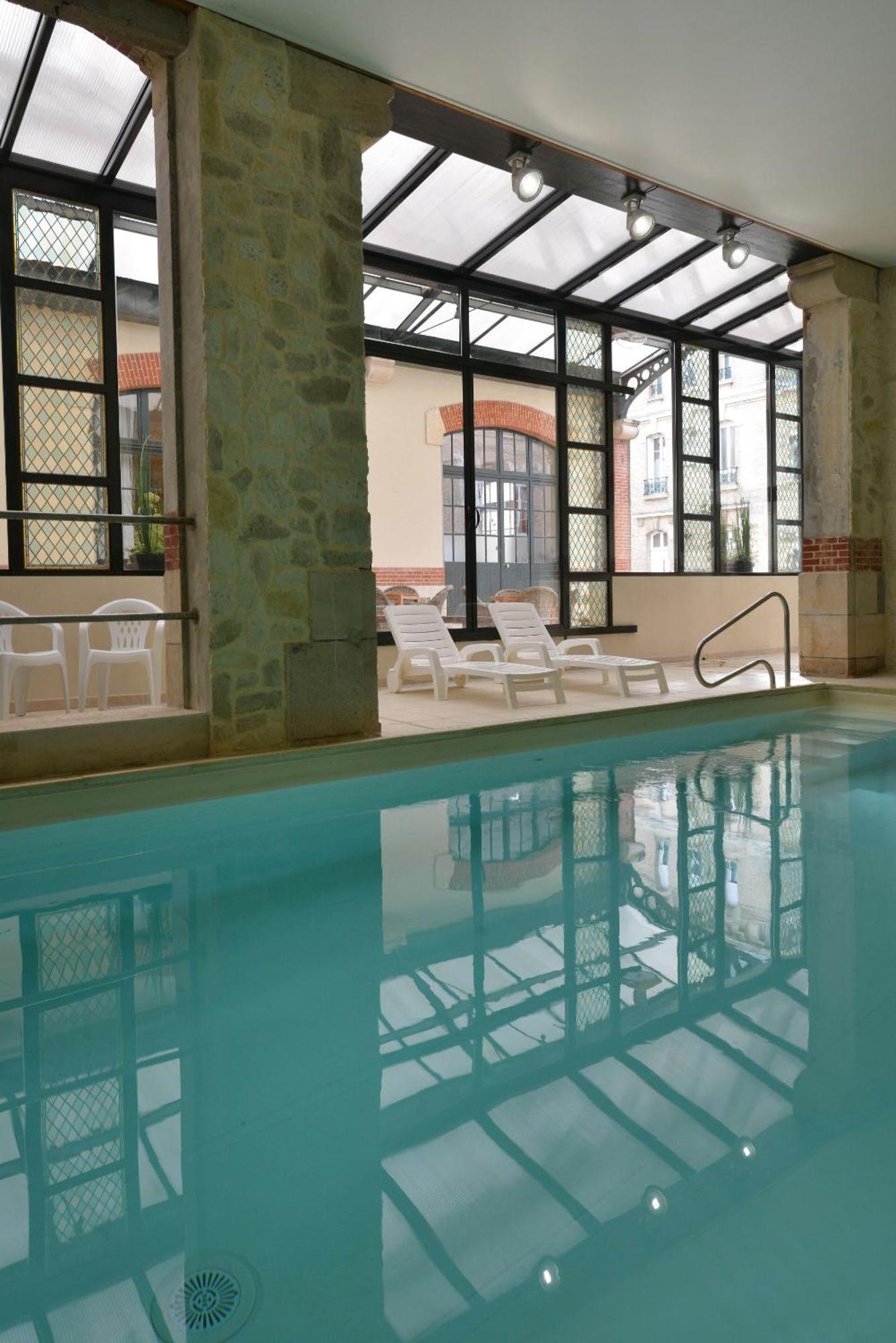 Hotel Castel Jeanson Ay-Champagne Exterior photo