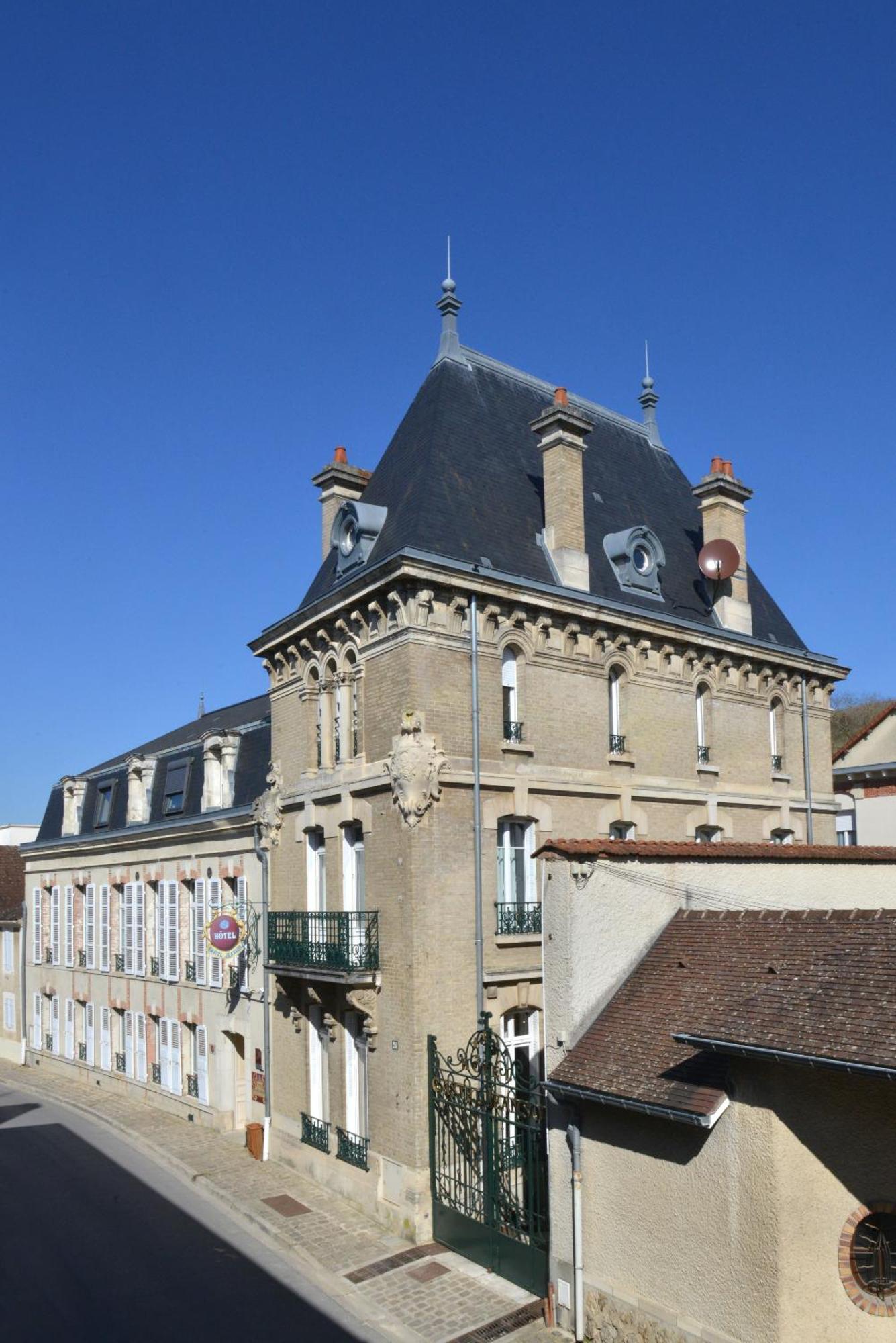 Hotel Castel Jeanson Ay-Champagne Exterior photo