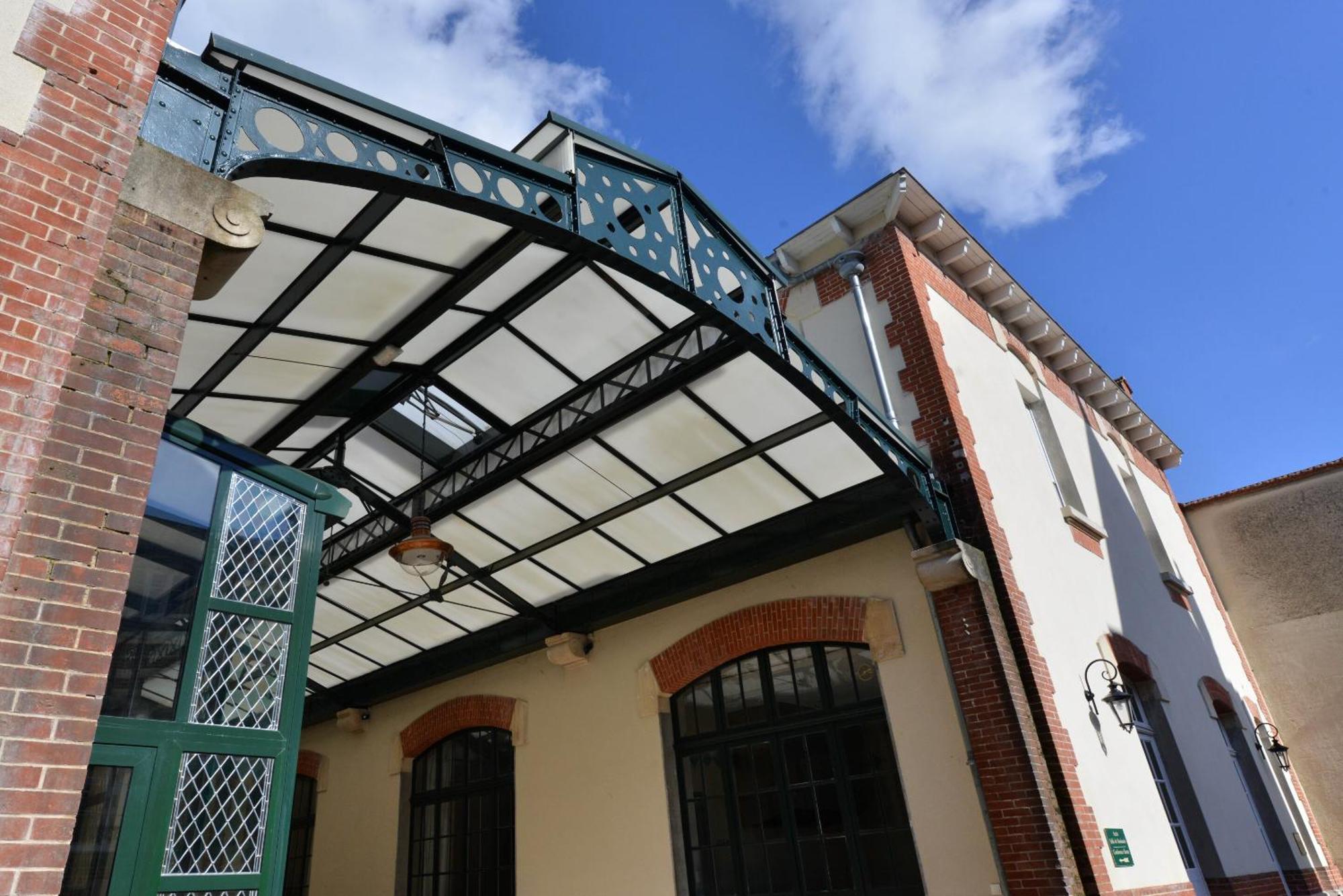 Hotel Castel Jeanson Ay-Champagne Exterior photo