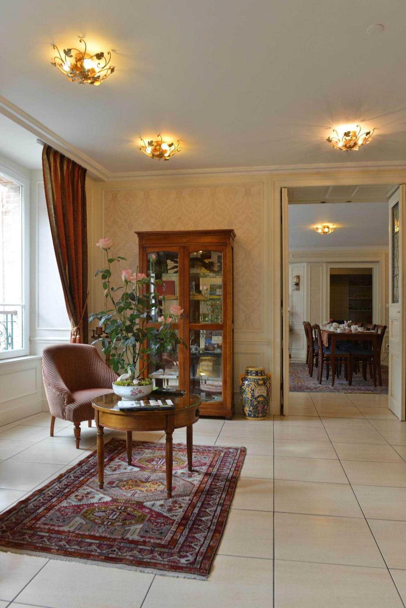 Hotel Castel Jeanson Ay-Champagne Exterior photo